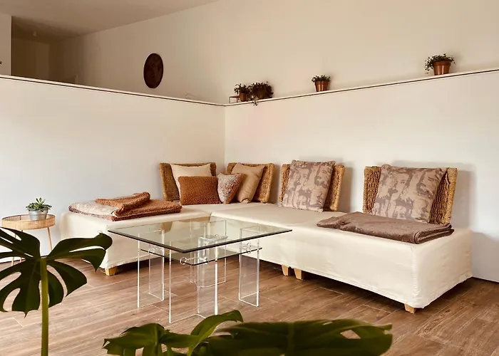 Weinlofts An Der Mosel Mit E10 Ladestation Köwerich